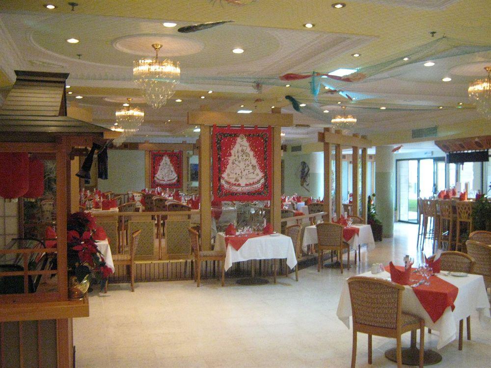 Al Qurum Resort Muscat Luaran gambar