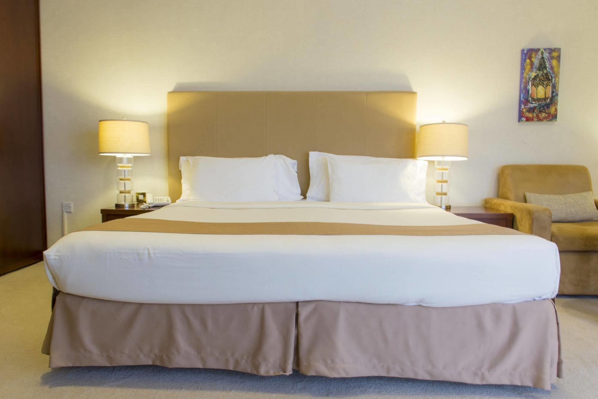 Al Qurum Resort Muscat Luaran gambar